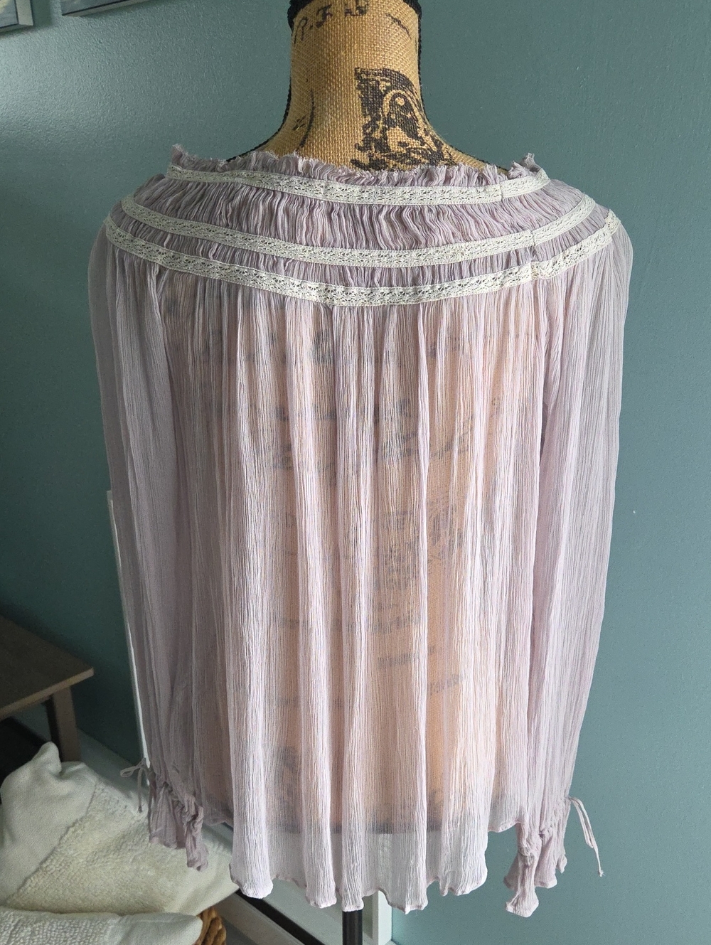 Kimchi Blue Lavender Pleated Blouse White Lace Trim Cottagecore Boho - Picture 4 of 13